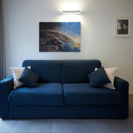 Cozy Meravigli Apartment - Pleasant Walk Between Duomo And Castello Milan Exterior photo